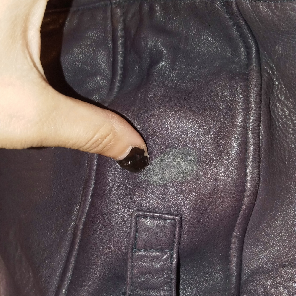 Leather jacket - Picture 14 of 16